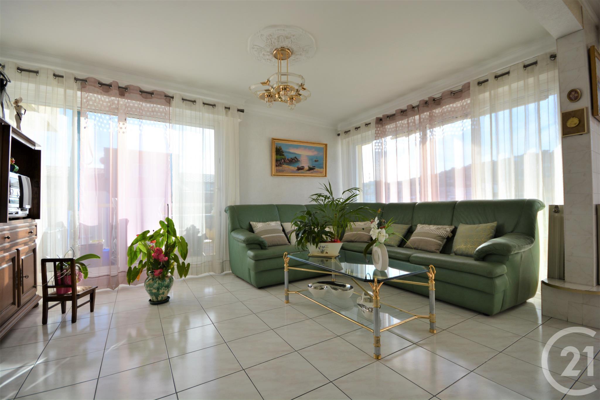 Appartement T4 à vendre - 4 pièces - 85 m2 - SETE - 34 - LANGUEDOC-ROUSSILLON