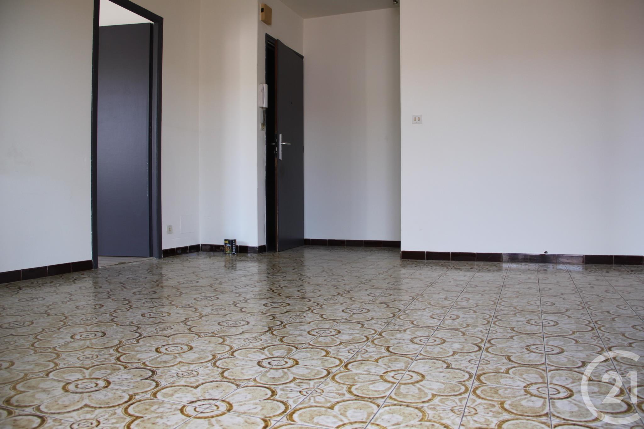Appartement F2 à vendre - 2 pièces - 46 m2 - SETE - 34 - LANGUEDOC-ROUSSILLON
