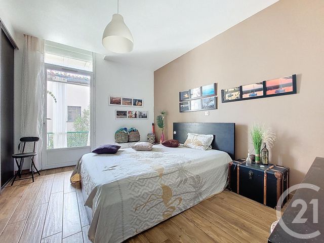 Afficher la photo en grand Appartement T4 à vendre - 4 pièces - 102.72 m2 - SETE - 34 - LANGUEDOC-ROUSSILLON - Century 21 Agence Des Halles