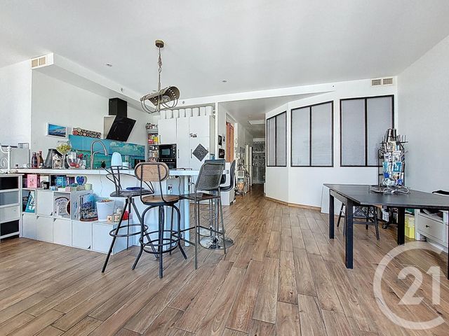 Afficher la photo en grand Appartement T4 à vendre - 4 pièces - 102.72 m2 - SETE - 34 - LANGUEDOC-ROUSSILLON - Century 21 Agence Des Halles