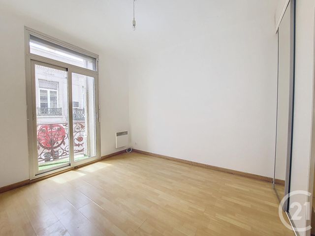 Afficher la photo en grand Appartement F4 à vendre - 5 pièces - 106.04 m2 - SETE - 34 - LANGUEDOC-ROUSSILLON - Century 21 Agence Des Halles