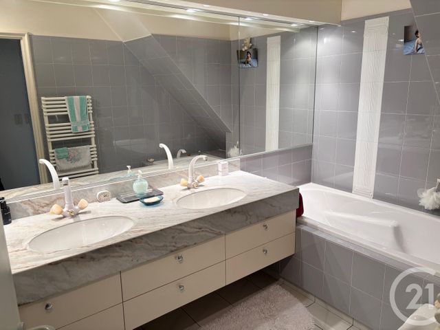 Afficher la photo en grand maison à vendre - 5 pièces - 172.0 m2 - SETE - 34 - LANGUEDOC-ROUSSILLON - Century 21 Agence Des Halles