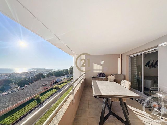 Appartement F3 à vendre - 3 pièces - 59.13 m2 - SETE - 34 - LANGUEDOC-ROUSSILLON - Century 21 Agence Des Halles