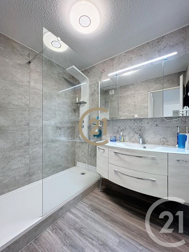 Appartement F3 à vendre - 3 pièces - 59.13 m2 - SETE - 34 - LANGUEDOC-ROUSSILLON - Century 21 Agence Des Halles