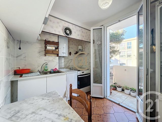 Appartement T4 à vendre - 4 pièces - 63.0 m2 - SETE - 34 - LANGUEDOC-ROUSSILLON - Century 21 Agence Des Halles