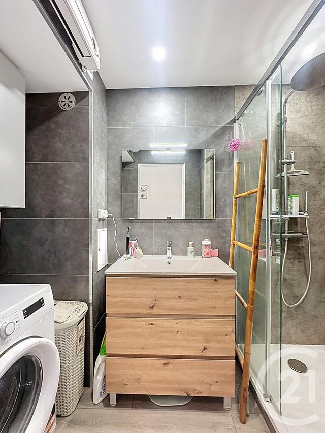 Appartement T2 à vendre - 2 pièces - 40.58 m2 - SETE - 34 - LANGUEDOC-ROUSSILLON - Century 21 Agence Des Halles