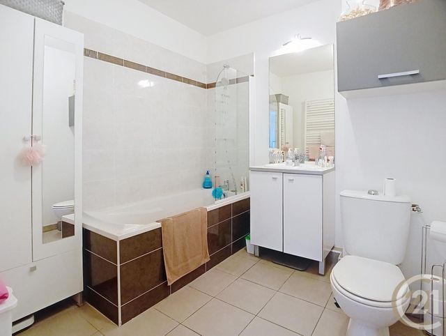 Appartement T2 à vendre - 2 pièces - 47.35 m2 - SETE - 34 - LANGUEDOC-ROUSSILLON - Century 21 Agence Des Halles