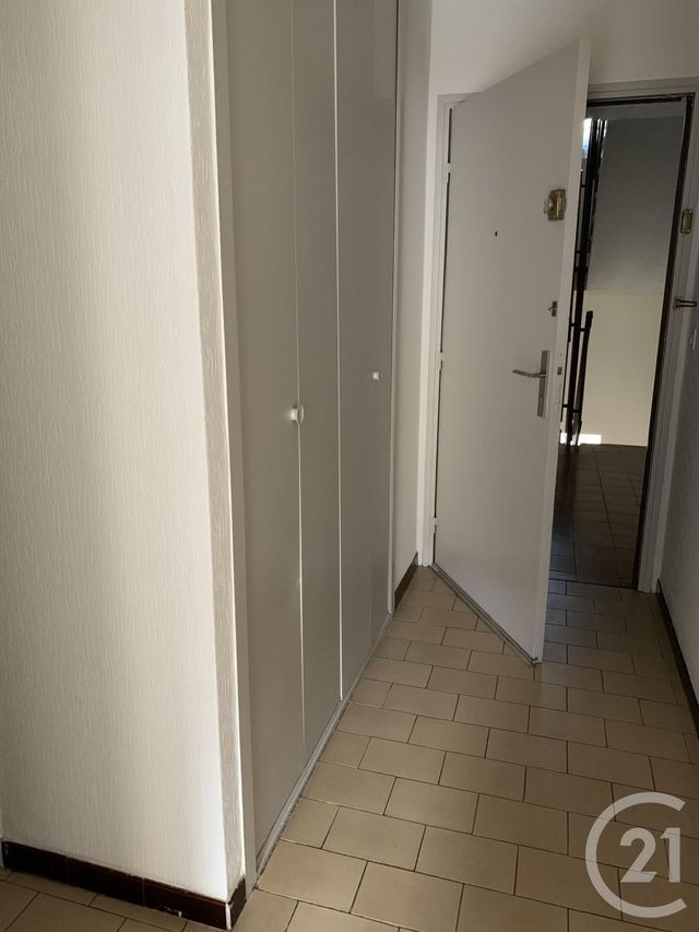 Afficher la photo en grand Appartement F2 à vendre - 2 pièces - 46.13 m2 - SETE - 34 - LANGUEDOC-ROUSSILLON - Century 21 Agence Des Halles