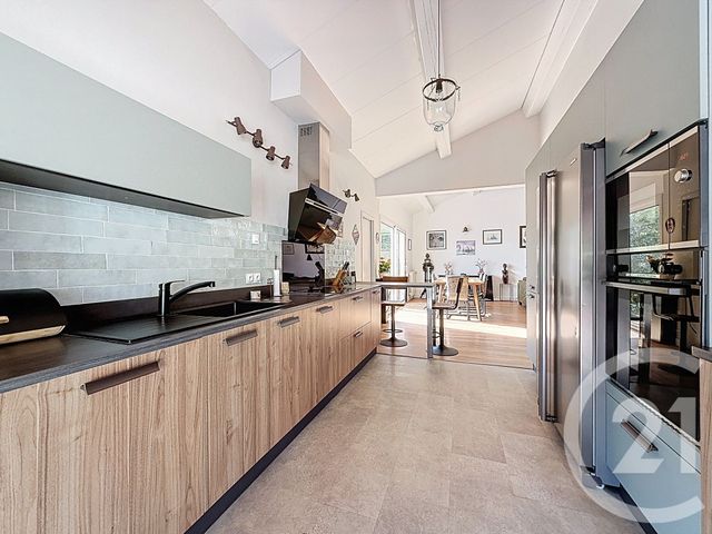 maison à vendre - 5 pièces - 135.3 m2 - POUSSAN - 34 - LANGUEDOC-ROUSSILLON - Century 21 Agence Des Halles