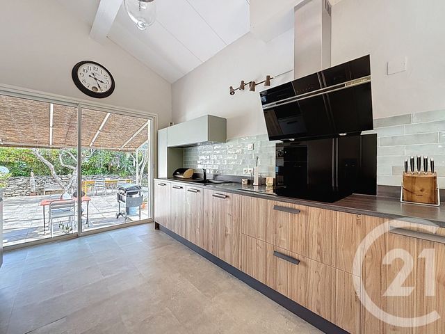 maison à vendre - 5 pièces - 135.3 m2 - POUSSAN - 34 - LANGUEDOC-ROUSSILLON - Century 21 Agence Des Halles