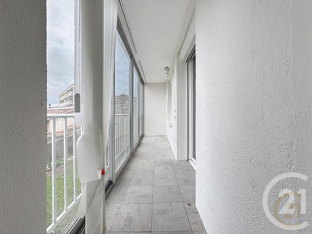Appartement T4 à vendre - 4 pièces - 68.54 m2 - SETE - 34 - LANGUEDOC-ROUSSILLON - Century 21 Agence Des Halles