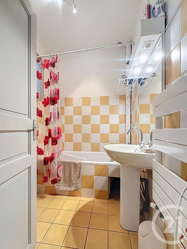 Appartement T4 à vendre - 4 pièces - 114.65 m2 - SETE - 34 - LANGUEDOC-ROUSSILLON - Century 21 Agence Des Halles