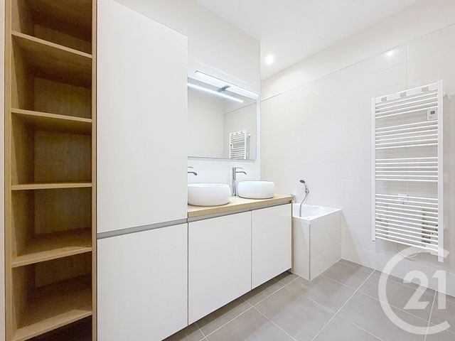 Appartement F4 à vendre - 4 pièces - 153.56 m2 - SETE - 34 - LANGUEDOC-ROUSSILLON - Century 21 Agence Des Halles