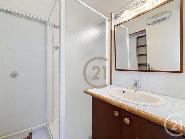 Appartement T2 à vendre - 2 pièces - 45.08 m2 - SETE - 34 - LANGUEDOC-ROUSSILLON - Century 21 Agence Des Halles
