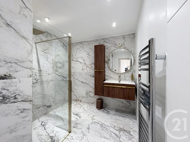 Appartement F3 à vendre - 3 pièces - 76.68 m2 - FRONTIGNAN - 34 - LANGUEDOC-ROUSSILLON - Century 21 Agence Des Halles