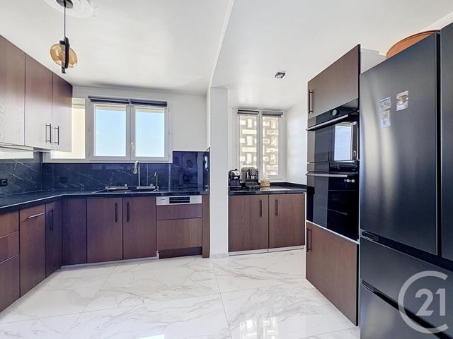 Appartement F3 à vendre - 3 pièces - 76.68 m2 - FRONTIGNAN - 34 - LANGUEDOC-ROUSSILLON - Century 21 Agence Des Halles