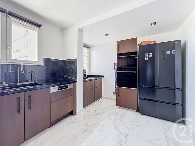 Appartement F3 à vendre - 3 pièces - 76.68 m2 - FRONTIGNAN - 34 - LANGUEDOC-ROUSSILLON - Century 21 Agence Des Halles