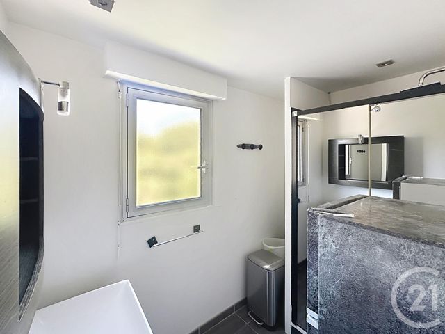 Appartement T2 à vendre - 2 pièces - 44.76 m2 - SETE - 34 - LANGUEDOC-ROUSSILLON - Century 21 Agence Des Halles