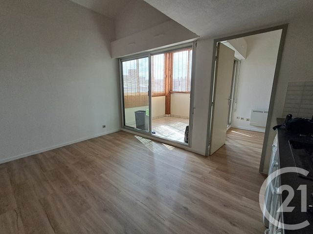 Appartement F2 bis à louer - 3 pièces - 38.0 m2 - SETE - 34 - LANGUEDOC-ROUSSILLON - Century 21 Agence Des Halles