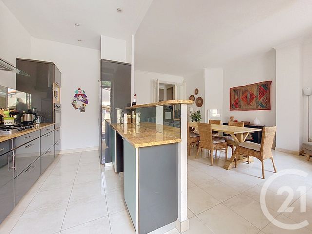 Appartement F4 à vendre - 4 pièces - 153.08 m2 - SETE - 34 - LANGUEDOC-ROUSSILLON - Century 21 Agence Des Halles