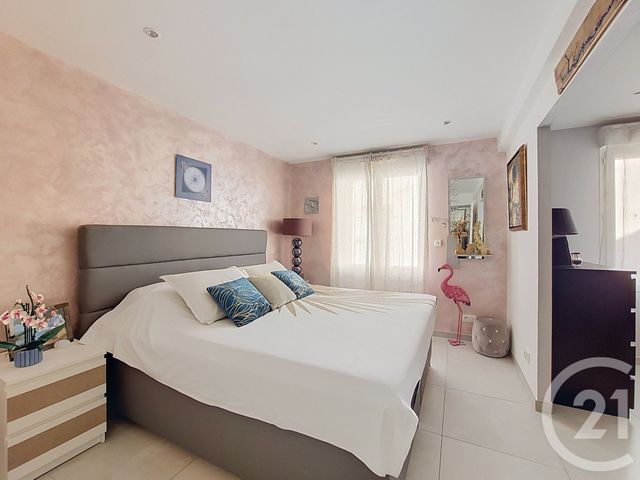 Appartement F5 à vendre - 5 pièces - 117.28 m2 - FRONTIGNAN - 34 - LANGUEDOC-ROUSSILLON - Century 21 Agence Des Halles