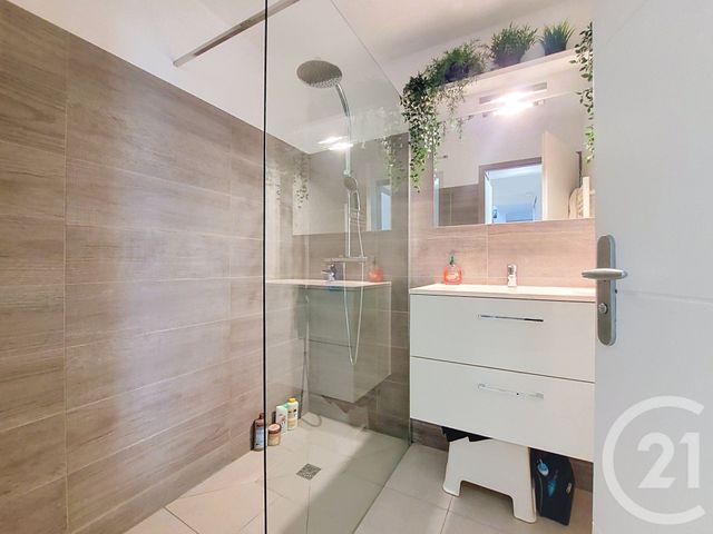 Appartement F5 à vendre - 5 pièces - 117.28 m2 - FRONTIGNAN - 34 - LANGUEDOC-ROUSSILLON - Century 21 Agence Des Halles