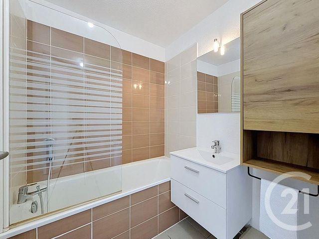 Appartement F3 à vendre - 3 pièces - 60.0 m2 - FRONTIGNAN - 34 - LANGUEDOC-ROUSSILLON - Century 21 Agence Des Halles